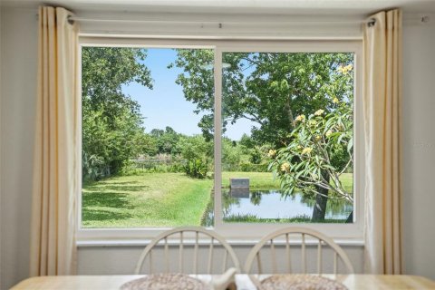 House in Clearwater, Florida 5 bedrooms, 166.48 sq.m. № 2152212 - photo 4
