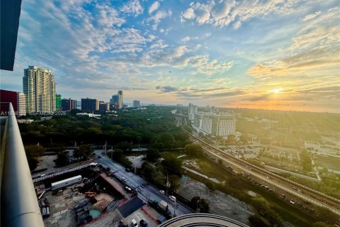 Снять в аренду кондоминиум в Майами, Флорида 1 спальня, 59.27м2, № 1994484 - фото 19