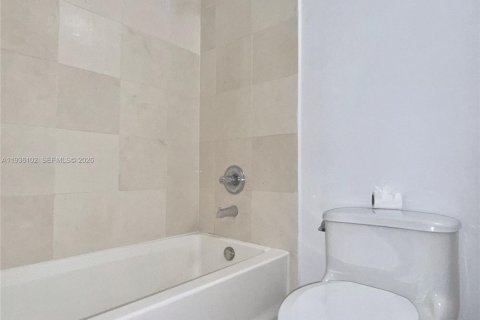 Снять в аренду кондоминиум в Майами, Флорида 1 спальня, 59.27м2, № 1994484 - фото 13