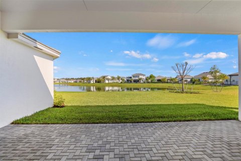 House in Westlake, Florida 3 bedrooms, 251.11 sq.m. № 2248213 - photo 26