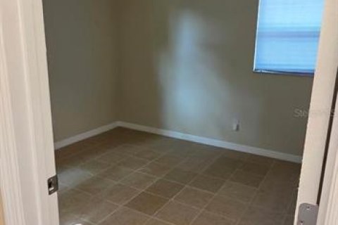 House in Orlando, Florida 3 bedrooms, 149.76 sq.m. № 1679243 - photo 13