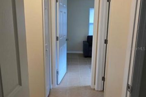 House in Orlando, Florida 3 bedrooms, 149.76 sq.m. № 1679243 - photo 14