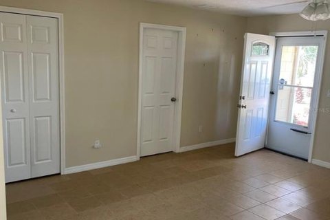 House in Orlando, Florida 3 bedrooms, 149.76 sq.m. № 1679243 - photo 9