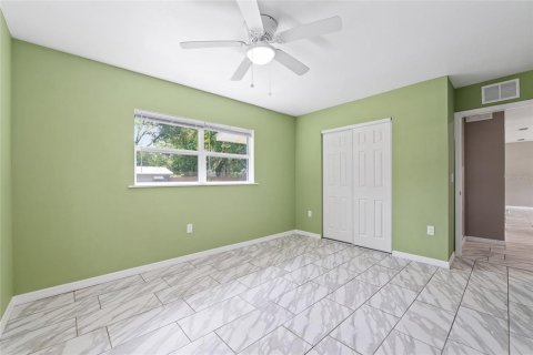 House in Gainesville, Florida 2 bedrooms, 103.86 sq.m. № 1841390 - photo 11