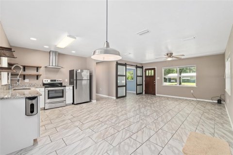 House in Gainesville, Florida 2 bedrooms, 103.86 sq.m. № 1841390 - photo 4
