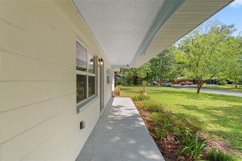 House in Gainesville, Florida 2 bedrooms, 103.86 sq.m. № 1841390 - photo 17