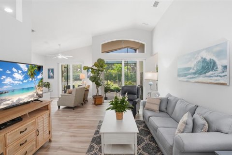 House in Sarasota, Florida 3 bedrooms, 156.26 sq.m. № 2151800 - photo 5