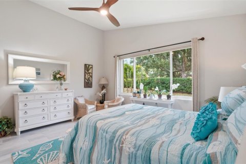 House in Sarasota, Florida 3 bedrooms, 156.26 sq.m. № 2151800 - photo 22