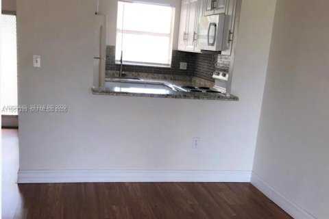 Copropriété à louer à Sunrise, Floride: 1 chambre, 59.46 m2 № 2017980 - photo 5