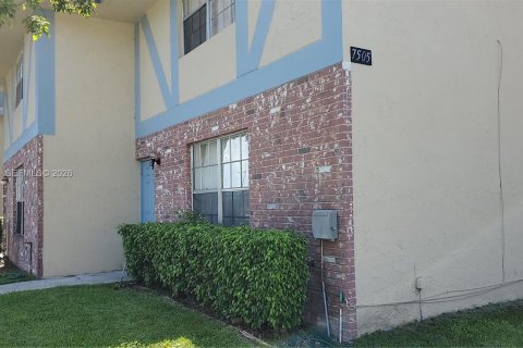 Condominio en venta en North Lauderdale, Florida, 2 dormitorios, 102.38 m2 № 2076472 - foto 4