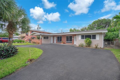 House in Fort Lauderdale, Florida 2 bedrooms, 122.17 sq.m. № 1997425 - photo 7