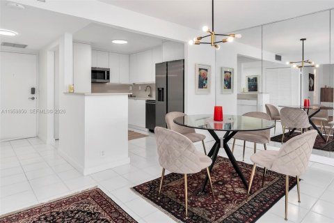 Снять в аренду кондоминиум в Майами, Флорида 1 спальня, 98.85м2, № 2019873 - фото 14