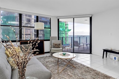 Снять в аренду кондоминиум в Майами, Флорида 1 спальня, 98.85м2, № 2019873 - фото 18