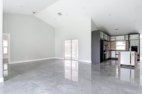 Casa en venta en Cape Coral, Florida, 3 dormitorios, 209.68 m2 № 1906144 - foto 11