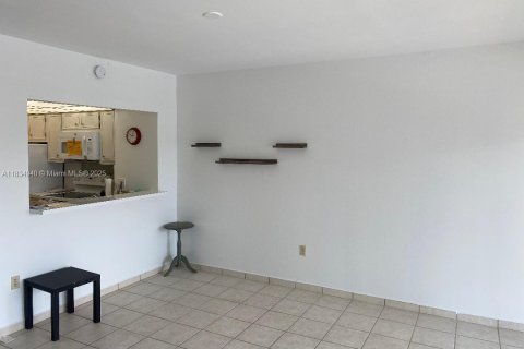 Condo in Hallandale Beach, Florida № 1817647 - photo 22