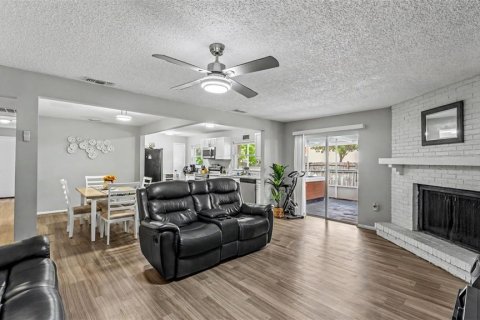 Купить виллу или дом в Лейкленд, Флорида 8 комнат, 125.88м2, № 2131401 - фото 4
