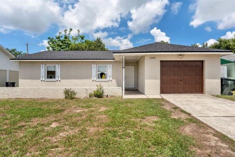 Casa en Lakeland, Florida 3 dormitorios, 125.88 m2 № 2131401
