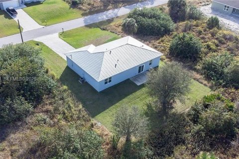 Villa ou maison à louer à LaBelle, Floride: 3 chambres, 138.8 m2 № 2028939 - photo 2