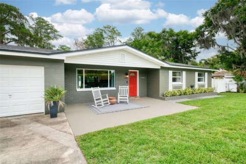 House in Orlando, Florida 3 bedrooms, 148.83 sq.m. № 2150208 - photo 28