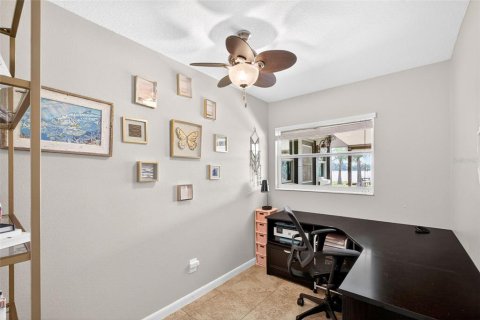 House in Orlando, Florida 3 bedrooms, 148.83 sq.m. № 2150208 - photo 17