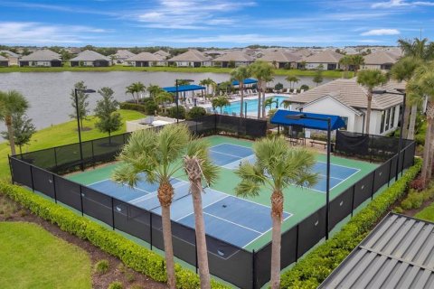 Villa ou maison à vendre à Bradenton, Floride: 2 chambres, 134.89 m2 № 2142195 - photo 5