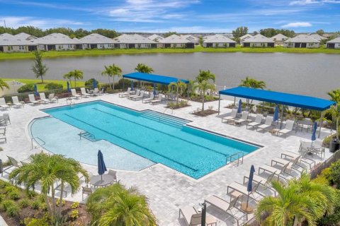Villa ou maison à vendre à Bradenton, Floride: 2 chambres, 134.89 m2 № 2142195 - photo 9
