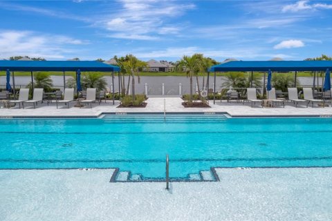 Villa ou maison à vendre à Bradenton, Floride: 2 chambres, 134.89 m2 № 2142195 - photo 11