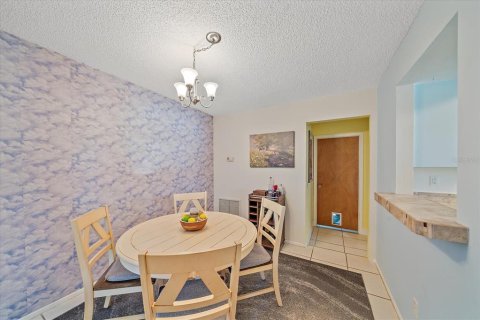 House in Sarasota, Florida 3 bedrooms, 123.93 sq.m. № 1824688 - photo 10