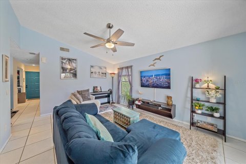 House in Sarasota, Florida 3 bedrooms, 123.93 sq.m. № 1824688 - photo 5