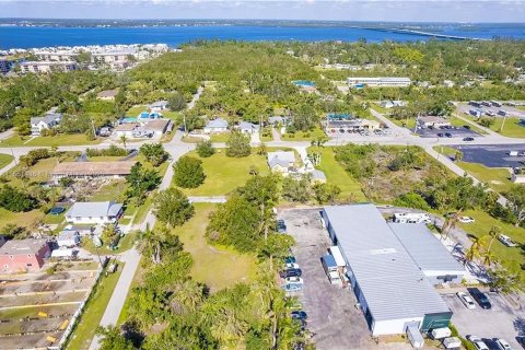 Immobilier commercial à vendre à Punta Gorda, Floride № 2021496 - photo 7