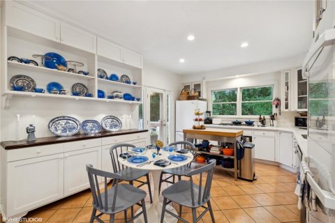 Casa en venta en Gainesville, Florida, 7 dormitorios, 401.43 m2 № 1323148 - foto 9