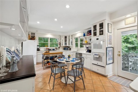 Casa en venta en Gainesville, Florida, 7 dormitorios, 401.43 m2 № 1323148 - foto 8
