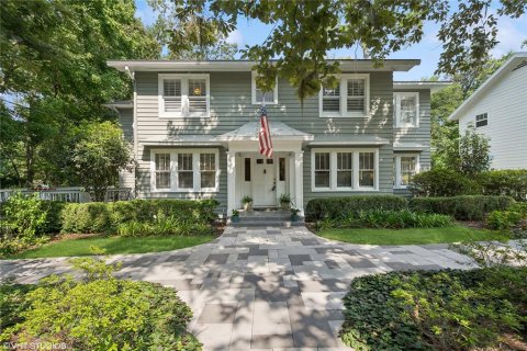 Casa en venta en Gainesville, Florida, 7 dormitorios, 401.43 m2 № 1323148 - foto 1