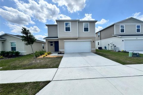 House in Sumter, Florida 4 bedrooms, 182.65 sq.m. № 2366856