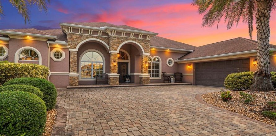 Casa en New Smyrna Beach, Florida 3 dormitorios, 300.26 m2 № 1740837