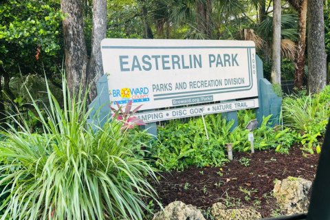 Condo in Oakland Park, Florida, 2 bedrooms  № 2241032 - photo 29