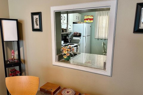 Купить кондоминиум в Дирфилд-Бич, Флорида 4 комнаты, 111.48м2, № 2083759 - фото 8