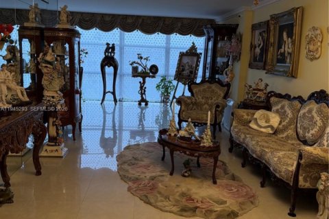 Condominio en Hallandale Beach, Florida, 2 dormitorios  № 2002280