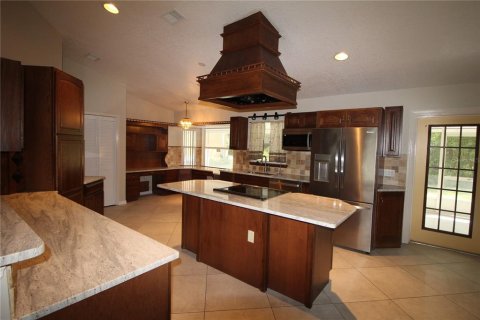Villa ou maison à louer à North Port, Floride: 3 chambres, 157.93 m2 № 2345353 - photo 5