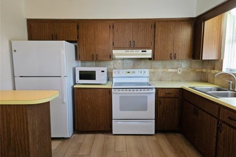 Apartment in Madeira Beach, Florida 2 bedrooms, 79.43 sq.m. № 2227812 - photo 8