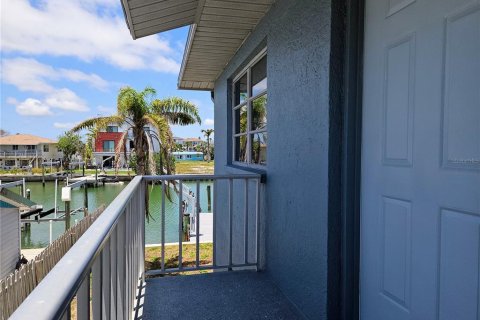 Apartment in Madeira Beach, Florida 2 bedrooms, 79.43 sq.m. № 2227812 - photo 20