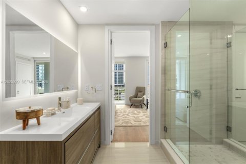 Condo in Fort Lauderdale, Florida, 2 bedrooms  № 2083109 - photo 4