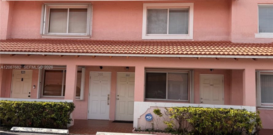 Condo à Doral, Floride, 2 chambres № 2361819