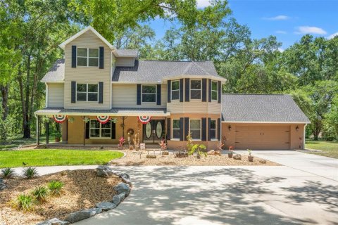 House in Brooksville, Florida 5 bedrooms, 289.48 sq.m. № 1725504 - photo 1