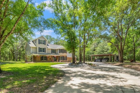 House in Brooksville, Florida 5 bedrooms, 289.48 sq.m. № 1725504 - photo 5