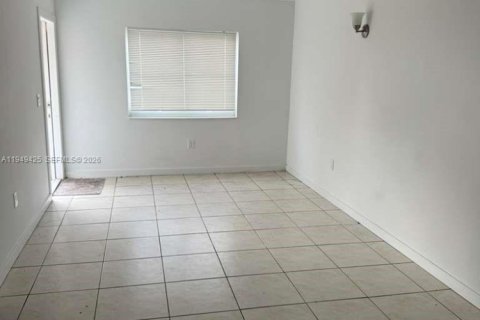 Снять в аренду кондоминиум в Хомстед, Флорида 2 спальни, 76.37м2, № 2005173 - фото 6