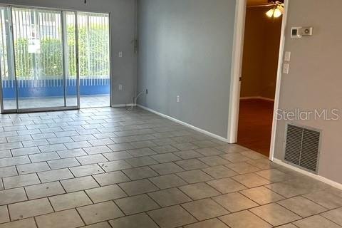 Casa en alquiler en Sarasota, Florida, 2 dormitorios, 102.19 m2 № 1903855 - foto 8