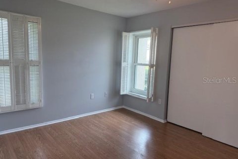 Casa en alquiler en Sarasota, Florida, 2 dormitorios, 102.19 m2 № 1903855 - foto 13