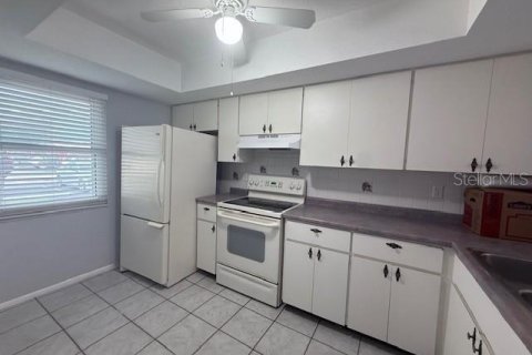 Casa en alquiler en Sarasota, Florida, 2 dormitorios, 102.19 m2 № 1903855 - foto 2