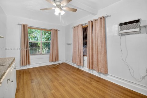 Apartamento en alquiler en Coral Gables, Florida, 46.45 m2 № 1993868 - foto 7